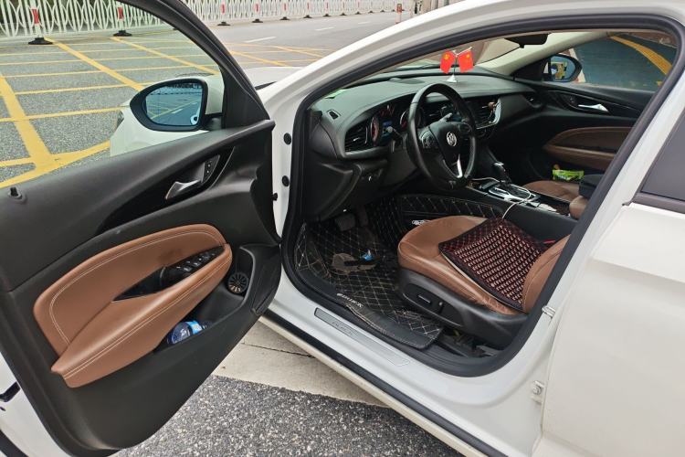 Used Buick Regal 2019 20T Elite Version China VI Standard Driver Seat