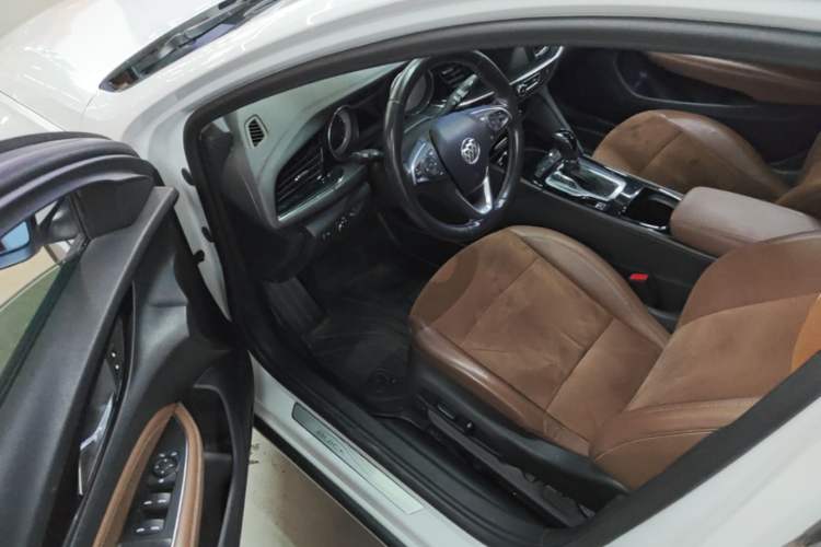 Used Buick Regal 2019 20T Elite Version China VI Standard Driver Seat