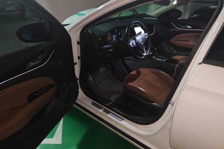 Used Buick Regal 2019 20T Elite Version China VI Standard Driver Seat