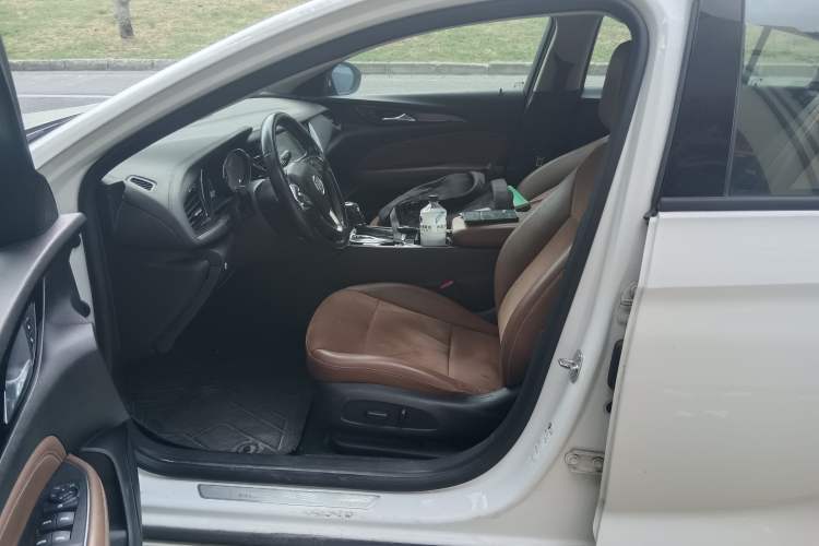 Used Buick Regal 2019 20T Elite Version China VI Standard Driver Seat