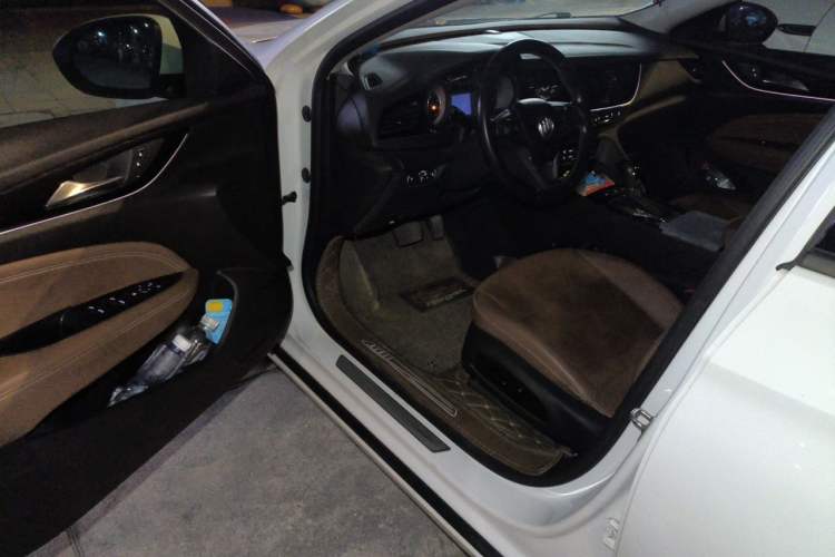 Used Buick Regal 2019 20T Elite Version China V Standard Driver Seat