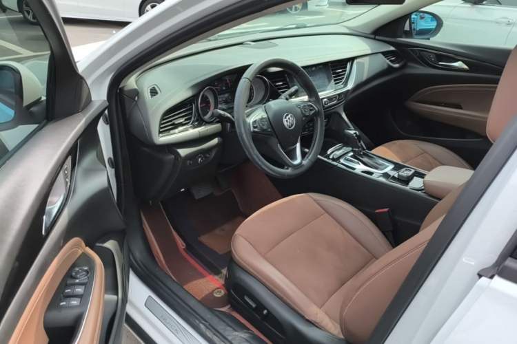 Used Buick Regal 2019 20T Elite Version China VI Standard Driver Seat