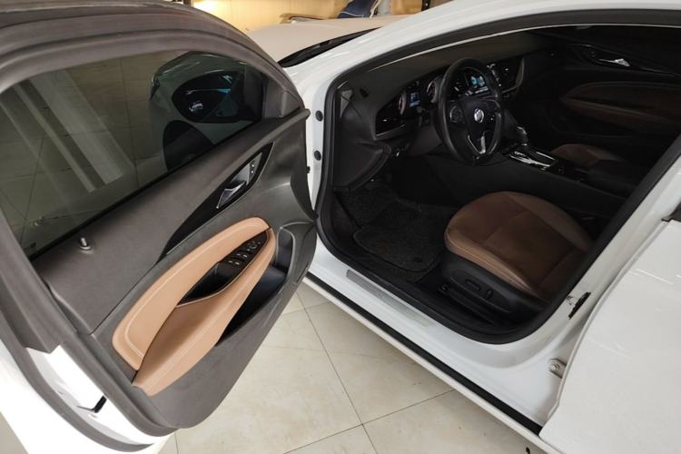 Used Buick Regal 2019 20T Luxury Model China VI Standard Driver Seat