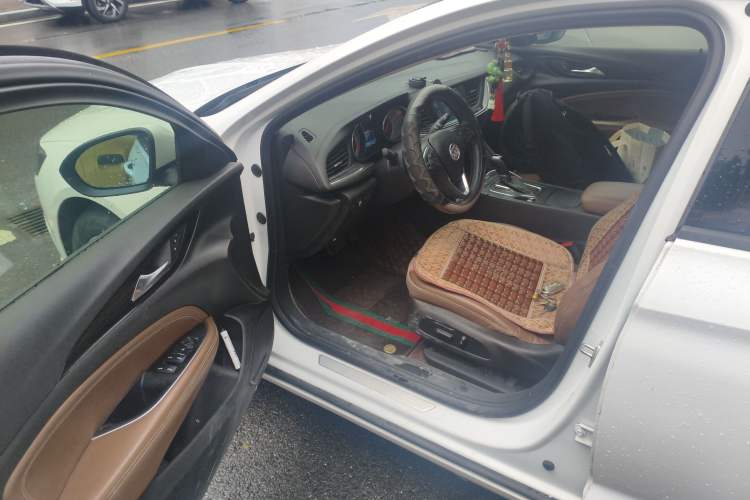 Used Buick Regal 2019 20T Elite Version China VI Standard Driver Seat