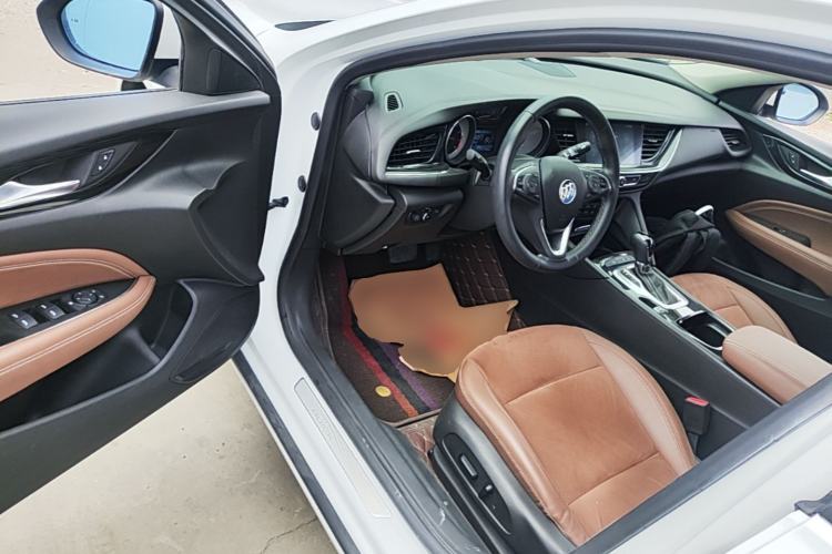 Used Buick Regal 2019 Revised 20T Luxury Version China VI Standard Driver Seat