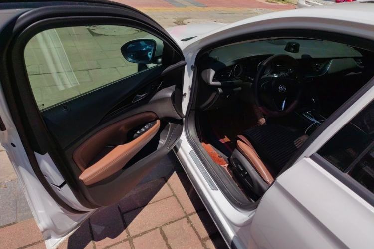 Used Buick Regal 2019 20T Elite Version China VI Standard Driver Seat