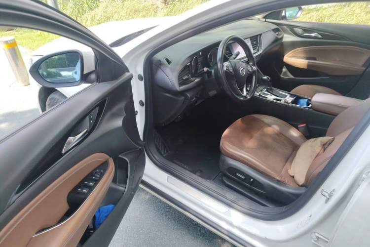 Used Buick Regal 2019 20T Elite Version China VI Standard Driver Seat