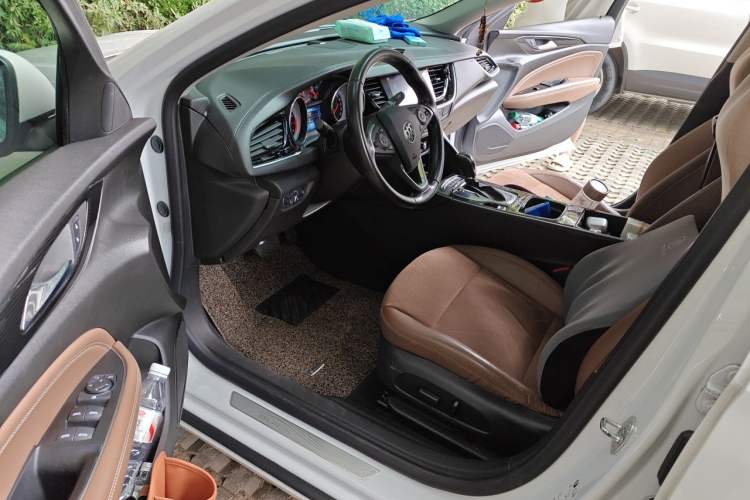Used Buick Regal 2019 20T Elite Version China VI Standard Driver Seat