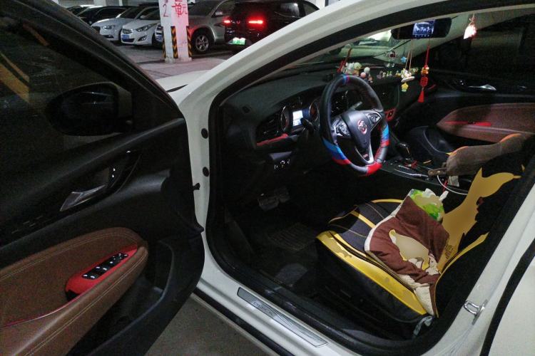 Used Buick Regal 2019 20T Elite Version China VI Standard Driver Seat