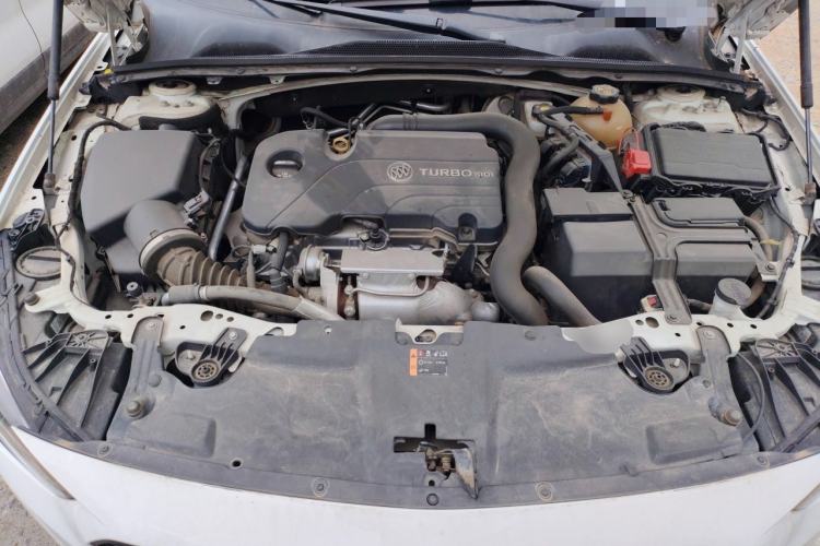 Used Buick Regal 2019 20T Elite Version China VI Standard Engine Bay