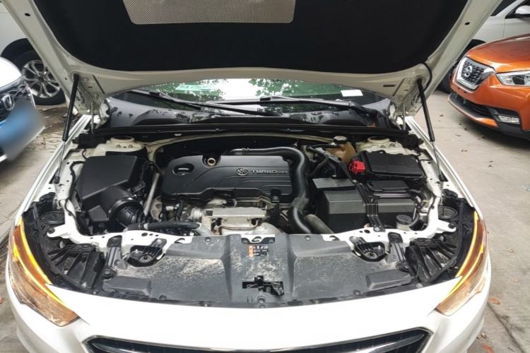 Used Buick Regal 2019 20T Elite Version China VI Standard Engine Bay