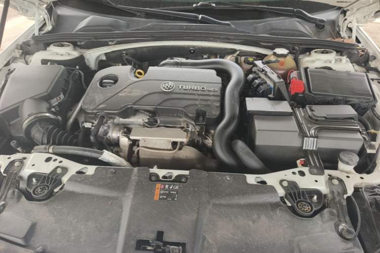 Used Buick Regal 2019 20T Elite Version China VI Standard Engine Bay