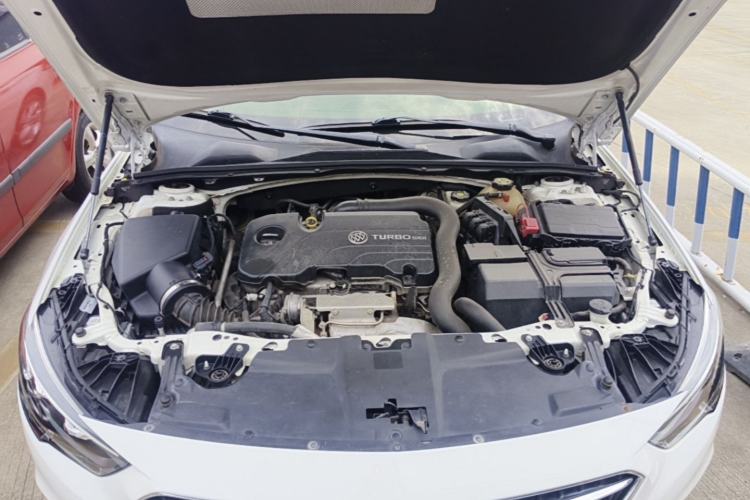 Used Buick Regal 2019 20T Elite Version China V Standard Engine Bay