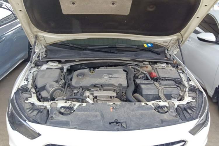 Used Buick Regal 2019 20T Elite Version China VI Standard Engine Bay