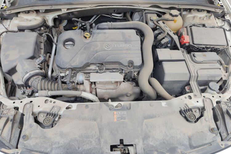 Used Buick Regal 2019 20T Elite Version China VI Standard Engine Bay