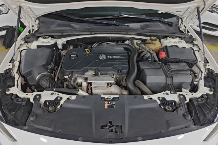 Used Buick Regal 2019 20T Elite Version China V Standard Engine Bay