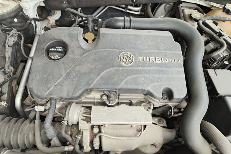 Used Buick Regal 2019 20T Elite Version China VI Standard Engine Bay