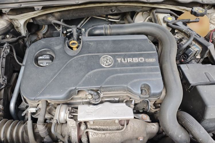 Used Buick Regal 2019 20T Elite Version China VI Standard Engine Bay