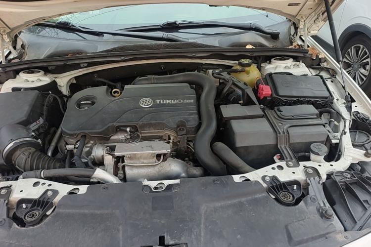 Used Buick Regal 2019 20T Elite Version China VI Standard Engine Bay
