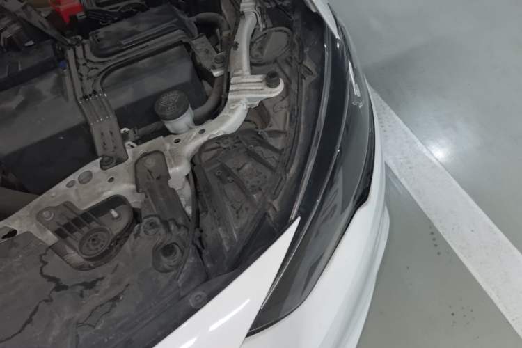 Used Buick Regal 2019 20T Elite Version China VI Standard Engine Bay Left