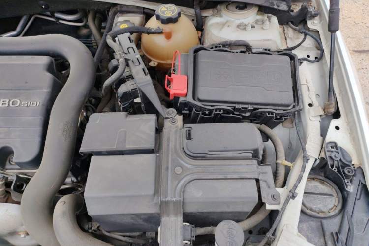 Used Buick Regal 2019 20T Elite Version China VI Standard Engine Bay Left