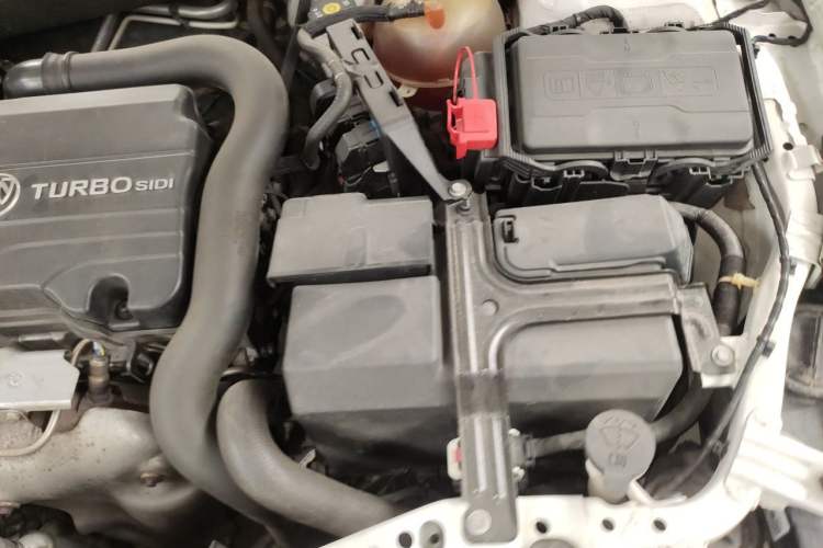 Used Buick Regal 2019 20T Elite Version China VI Standard Engine Bay Left