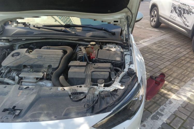 Used Buick Regal 2019 20T Elite Version China V Standard Engine Bay Left