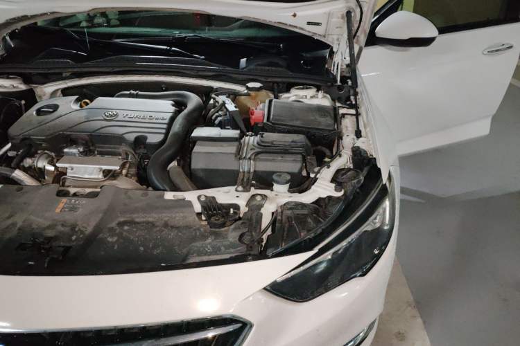 Used Buick Regal 2019 20T Elite Version China VI Standard Engine Bay Left