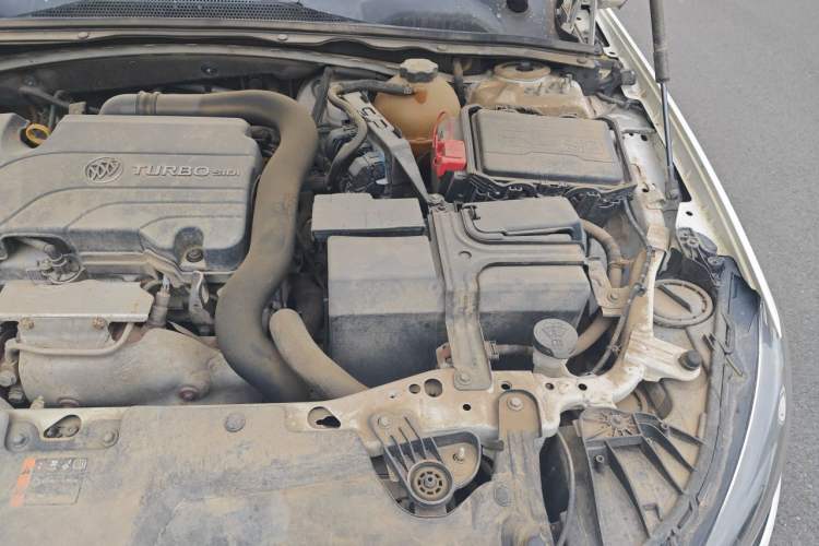 Used Buick Regal 2019 20T Elite Version China VI Standard Engine Bay Left