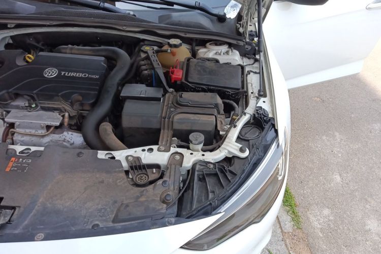 Used Buick Regal 2019 20T Elite Version China V Standard Engine Bay Left