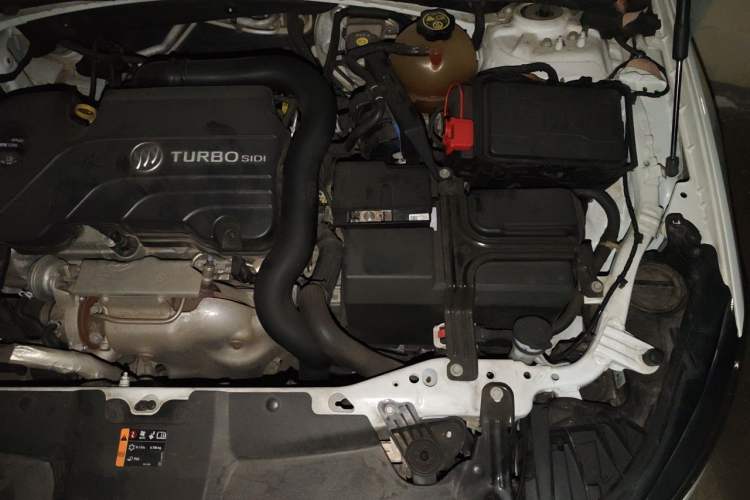 Used Buick Regal 2019 20T Elite Version China VI Standard Engine Bay Left
