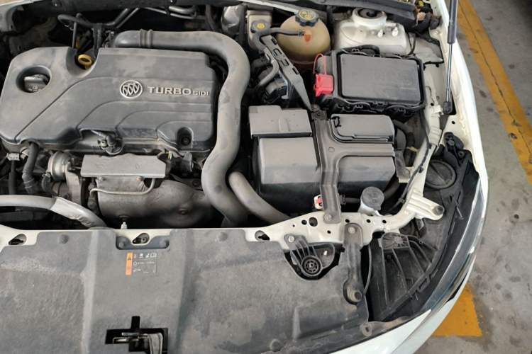 Used Buick Regal 2019 20T Elite Version China VI Standard Engine Bay Left