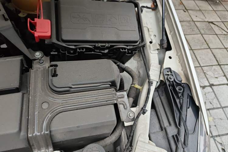 Used Buick Regal 2019 20T Luxury Model China VI Standard Engine Bay Left
