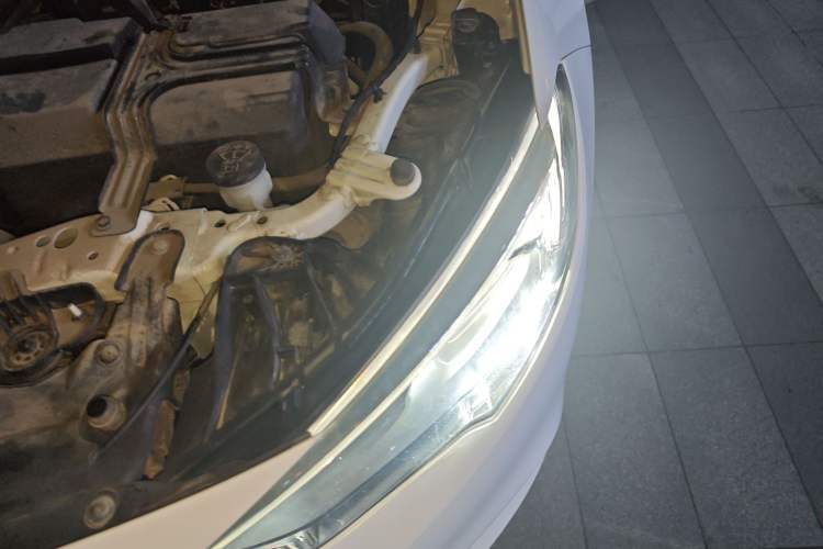 Used Buick Regal 2019 20T Elite Version China VI Standard Engine Bay Left