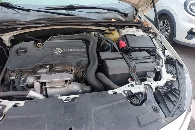 Used Buick Regal 2019 20T Elite Version China VI Standard Engine Bay Left