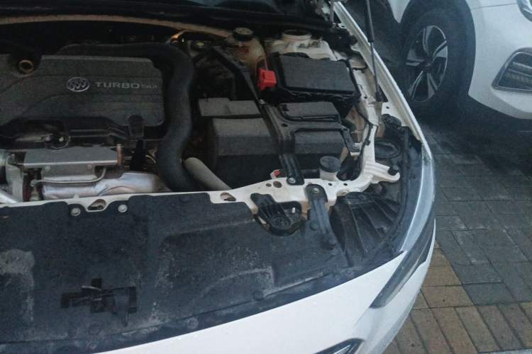 Used Buick Regal 2019 20T Elite Version China V Standard Engine Bay Left