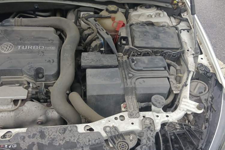 Used Buick Regal 2019 20T Elite Version China VI Standard Engine Bay Left