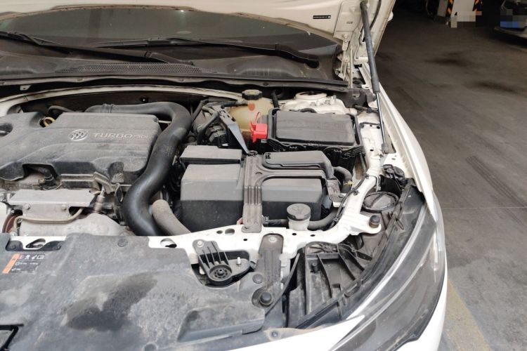 Used Buick Regal 2019 20T Elite Version China VI Standard Engine Bay Left