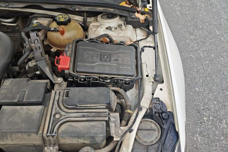 Used Buick Regal 2019 20T Elite Version China VI Standard Engine Bay Left