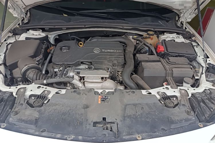 Used Buick Regal 2019 20T Elite Version China VI Standard Engine Bay