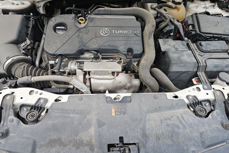 Used Buick Regal 2019 20T Elite Version China VI Standard Engine Bay