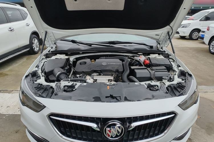 Used Buick Regal 2019 20T Elite Version China VI Standard Engine Bay