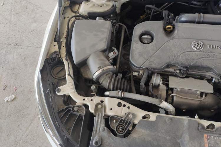 Used Buick Regal 2019 20T Elite Version China V Standard Engine Bay Right