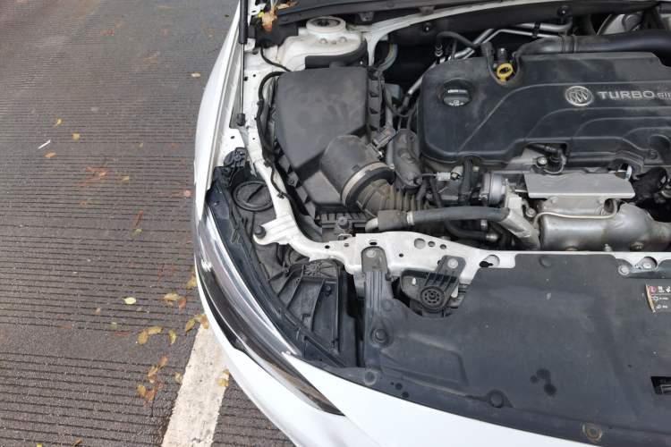 Used Buick Regal 2019 20T Elite Version China V Standard Engine Bay Right