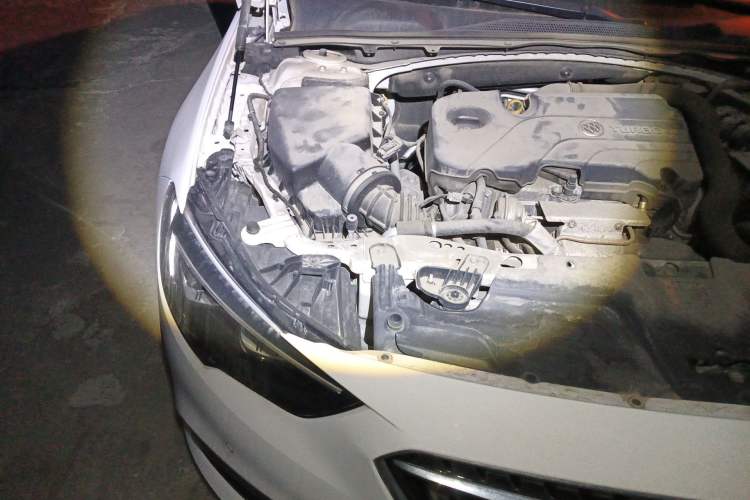 Used Buick Regal 2019 20T Luxury Model China V Standard Engine Bay Right