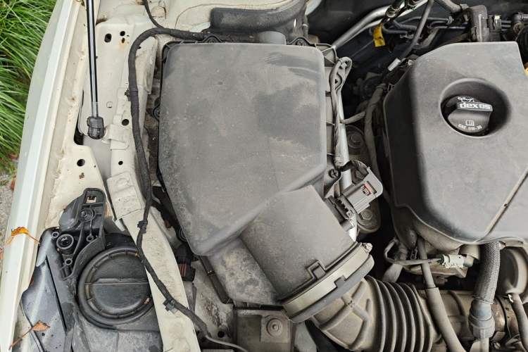 Used Buick Regal 2019 20T Elite Version China VI Standard Engine Bay Right