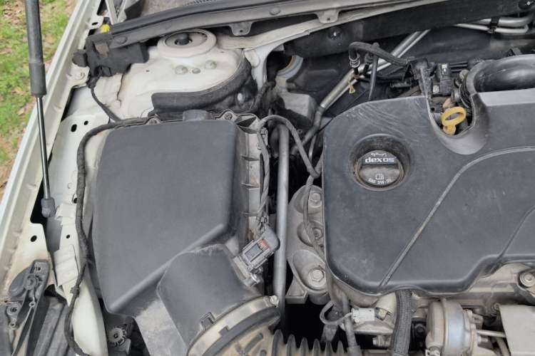 Used Buick Regal 2019 20T Luxury Model China VI Standard Engine Bay Right
