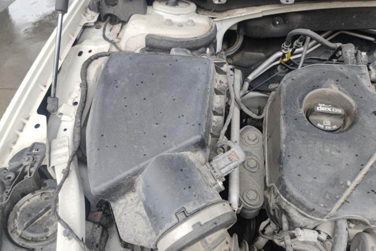 Used Buick Regal 2019 20T Elite Version China V Standard Engine Bay Right