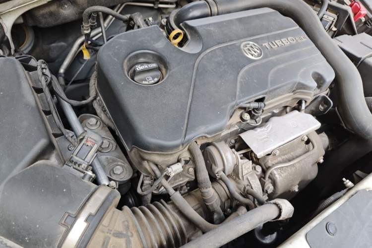 Used Buick Regal 2019 20T Elite Version China VI Standard Engine Bay Right