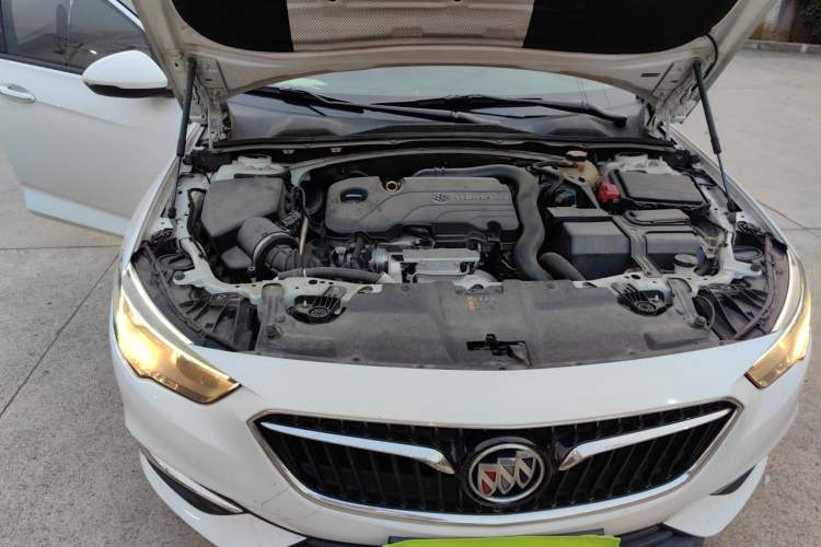 Used Buick Regal 2019 20T Elite Version China VI Standard Engine Bay Right